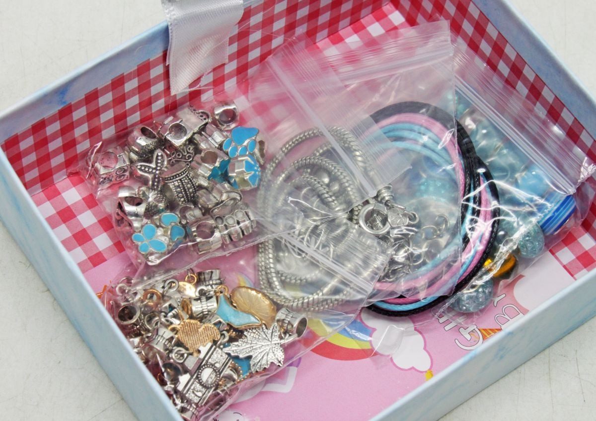 Набір аксесуарів дитячі прикраси в коробочці (біжутерія) B4341 - 9